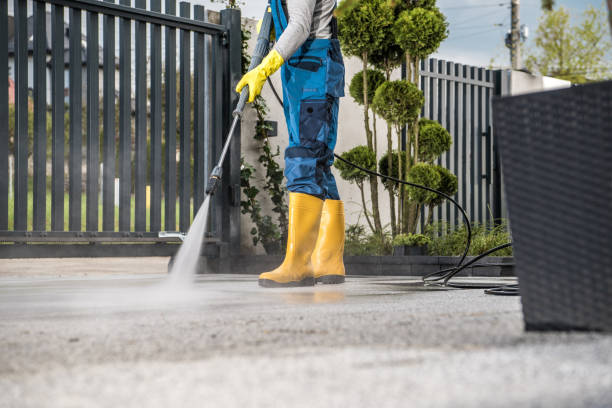 Pressure Washing Services for Businesses in Freeport, IL